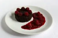 Кускус с малиной и шоколадом