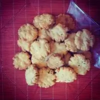 Печенье с сыром и базиликом