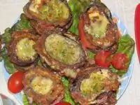 Слоеная закуска из баклажанов