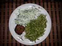 Зеленая паста со шпинатом, спаржей и козьим сыром