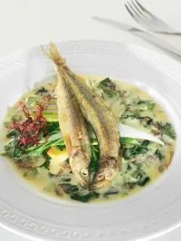 Корюшка с морскими водорослями