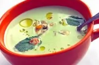 Гороховый суп с мятой