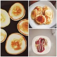 Оладьи с ягодным соусом