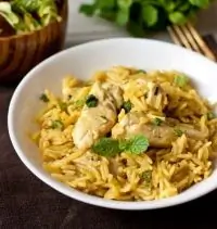 Курица с рисом и карри