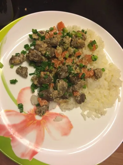 Куриные сердца в сметане