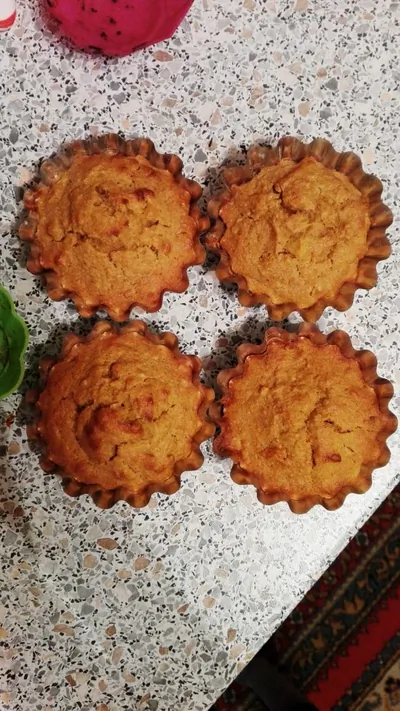 Овсяные маффины с тыквой, орехами и пряностями