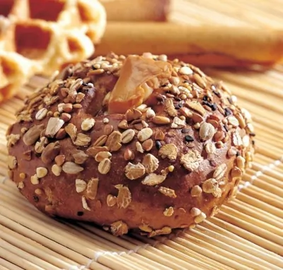 Маффины со щавелем и кедровыми орешками