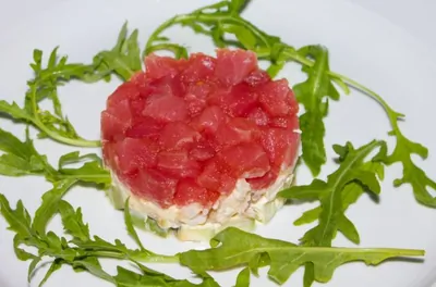 Тартар с тунцом и крабовым мясом