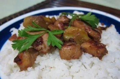 Курица с приправами в соевом соусе