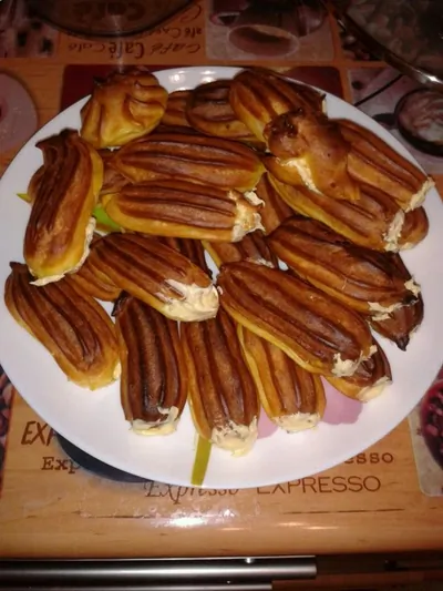 Заварное тесто для эклеров