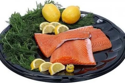 Малосольная горбуша, маринованная в лимонном соке