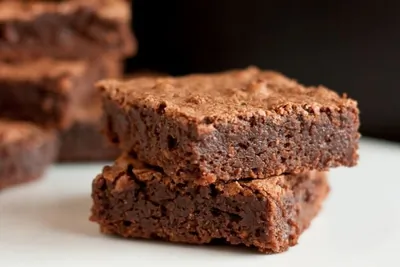 Традиционный брауни с орехами