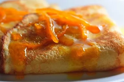 Блины с цитрусовым соусом (Креп сюзетт)