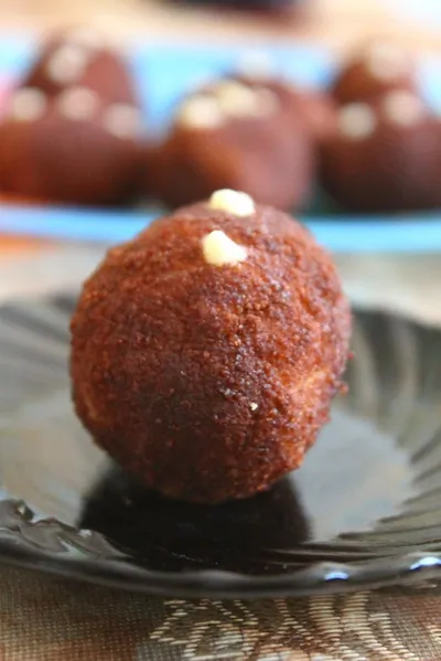 Пирожное «Картошка» из домашнего бисквита