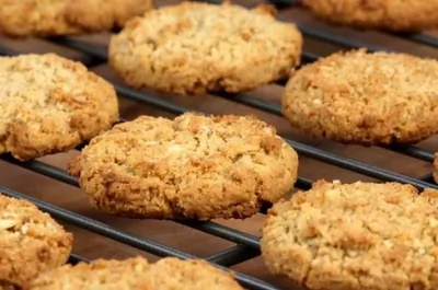 Овсяное печенье с медом и сметаной