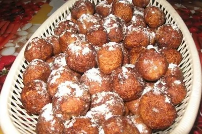 Пончики творожные с ванилью