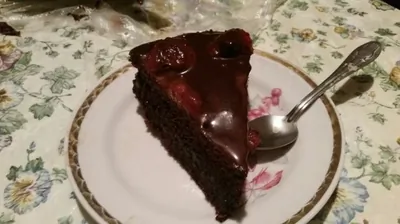 Шоколадный торт с глазурью