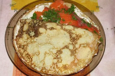 Блинный пирог с семгой