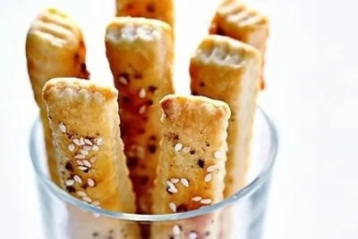 Соломка из сливочного сыра