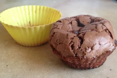 Кексы из горького шоколада с начинкой