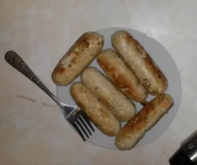 Нежные домашние сосиски из куриного филе