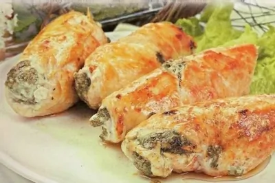 Рулетики из куриного филе со шпинатом