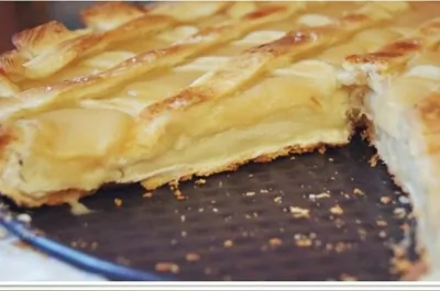 Быстрый слоеный пирог с фруктовым пюре