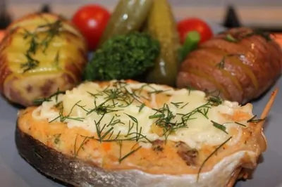 Семга на пару, фаршированная печенью и морковью