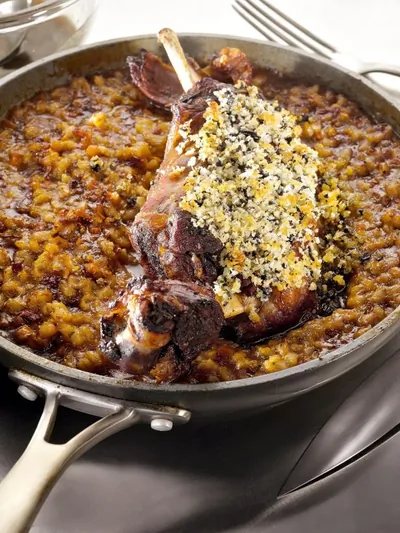 Лопатка ягненка в прованских травах