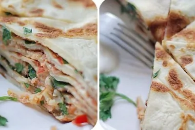 Блинный пирог с помидорами, грибами и сыром