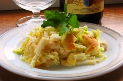 Салат из китайской капусты с курицей и апельсинами