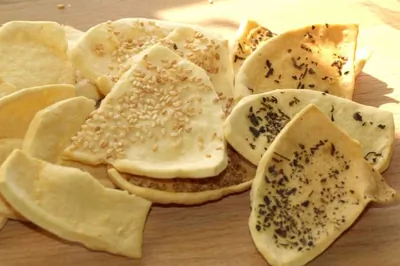 Сырные сухарики