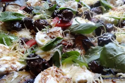 Капрезе с баклажанами