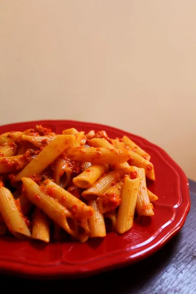 Пенне с соусом из перцев