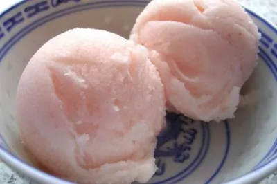 Клубнично-грейпфрутовый сорбет