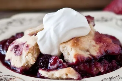 Ягодный коблер