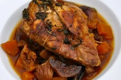Курица с травами и инжиром