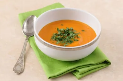 Суп-пюре из тыквы с лемонграссом или карри