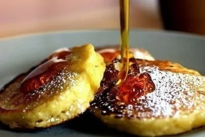 Яблочные оладьи с ванилью