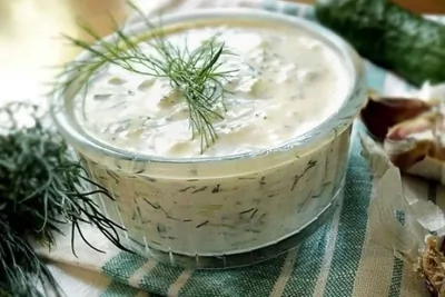 Дзадзики с оливковым маслом