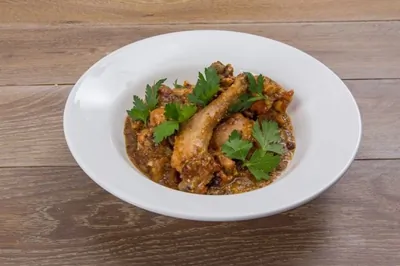 Кролик в миндальном соусе