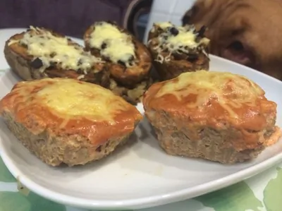 Котлеты-маффины с мягким сыром