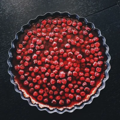 Вишневый пирог из творожного теста