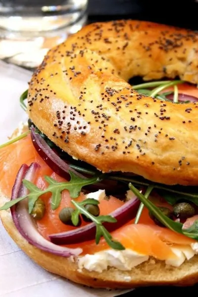 Бейгл с семгой