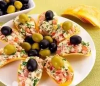 Сырная закуска на чипсах