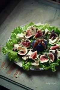 Салат из инжира и груш