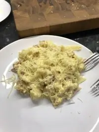 Спагетти под соусом карбонара