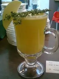 Яблочный чай с тимьяном