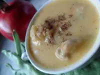 Густой суп из цветной капусты с тимьяном и картофельными клецками