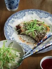 Свинина с кумином, лимоном и черным перцем